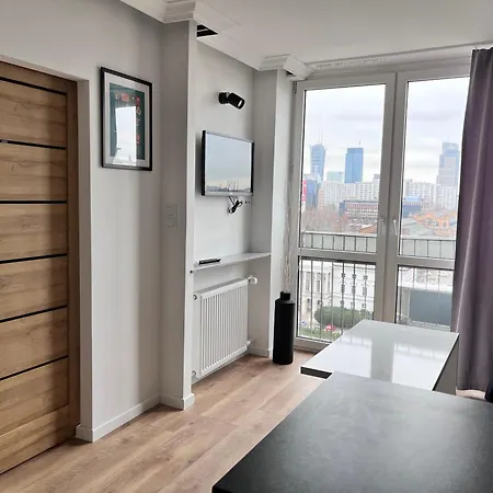 Ohmyhome-ogrod Saski Apartmán *