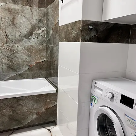 Ohmyhome-ogrod Saski شقة *