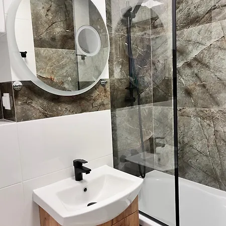 شقة Ohmyhome-ogrod Saski وارسو